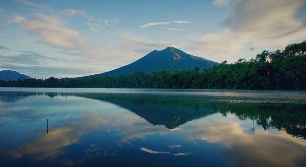Di Indonesia Ada 5 Gunung yang Jarang di Daki, Ingin Tahu? Simak Sampai Selesai