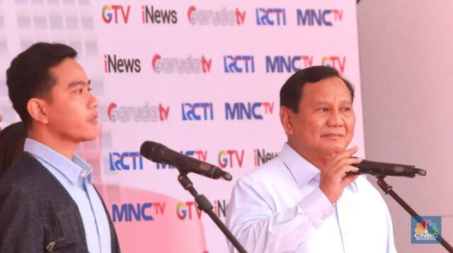 Viral Video Menangisi Prabowo Usai Debat Capres, Netizen Komen Ini